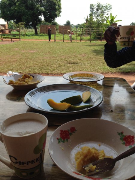 Breakfast porridge, mango and omelette 