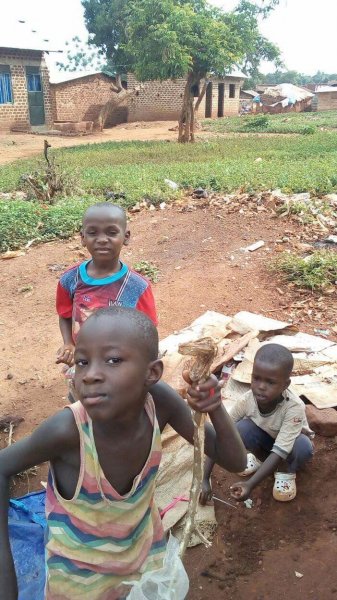 Children playing at Safo 