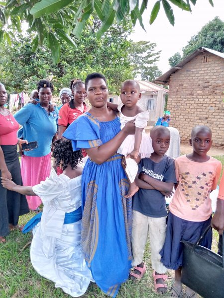 Mwima Moureen's readers group on the launching day