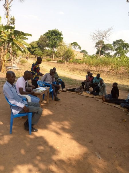 Meeting and sharing with the people of Kanantale 