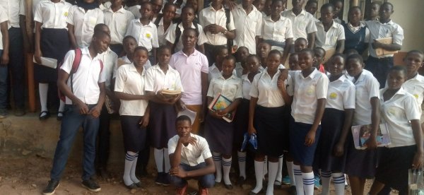 Students of Palisa High School Under the FER UB school outreach program