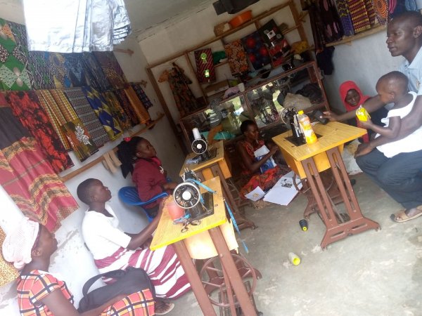 20210901OneFamilyWomenCorpsAfricaPlanningCommitteeMeetingKaliroTowncouncil03