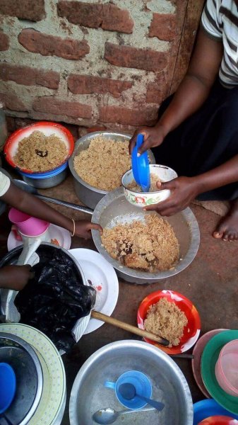 Mrs.Kawudha ● dinner is served 
