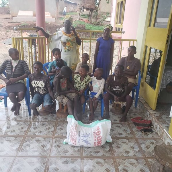 2021-12-15 Kamwenge Urantia Outreach Ibanda District Food Relief