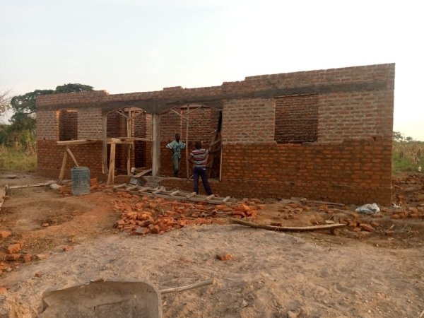 Andrew &amp; Dorcas Constructing a 3 Room Family Home 