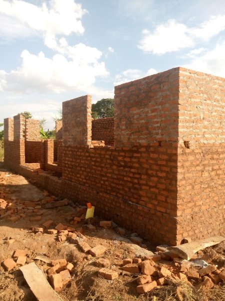 Andrew &amp; Dorcas Constructing a 3 Room Family Home 