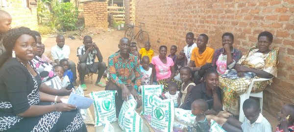 SARMI,Pastor Caroline,Christmas Giving,2021-12-26 Community of Kaliro Town Council,