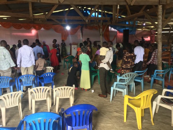 Praying together after Training and fellowship with the youths and Children Leader