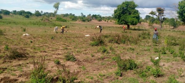 SARMI Famine Relief Project Lake Nakuwa in Kaliro district, Buyuge and Buwumba Village