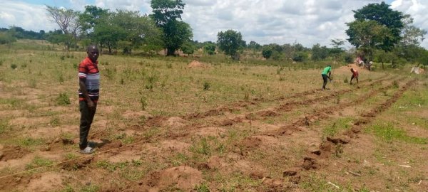 SARMI Famine Relief Project Lake Nakuwa in Kaliro district, Buyuge and Buwumba Village