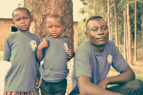 Living Hope Foundation Director Mukwana Abdallah Jr. with the children