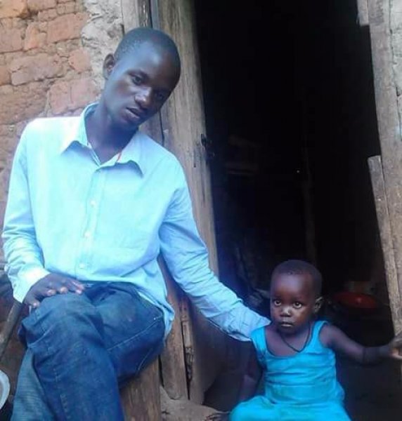 Nkuutu Samuel and the children 