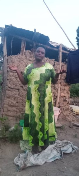 Tugume Stephen Family 00 Katushabe Edinans