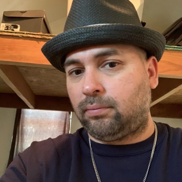 Robert Vazquez 