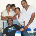 Jorge Wilczyk with his caregivers